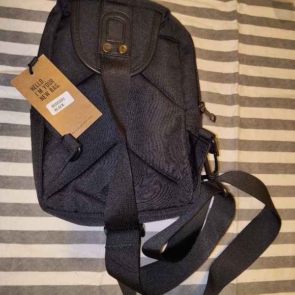 Black scarleton reverse shoulder bag - Picture 2 of 4